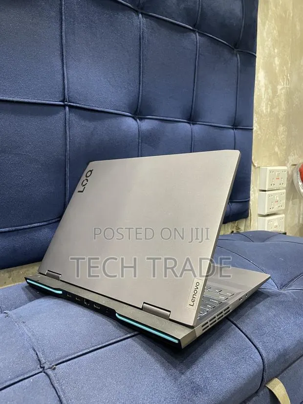 Laptop Lenovo LOQ 15ARP9 16GB Intel Core i7 SSD 512GB · Photo 1