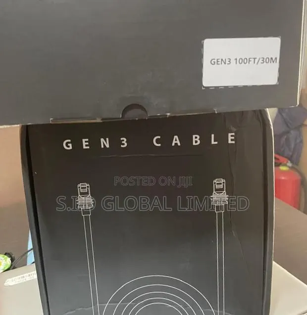 Fast Stable Data Transfer With 100ft Gen 3 Cable · Photo 1