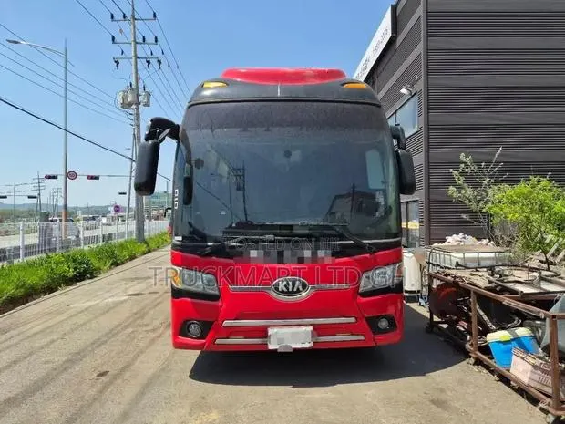 Kia Granbird 2013 Red · Photo 1