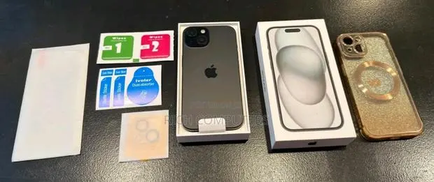 New Apple iPhone 15 512 GB Black · Photo 1