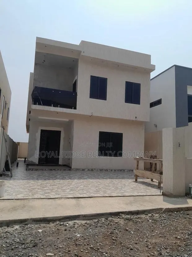 3bdrm House in Spintex Manet Close, Accra Metropolitan for sale · Photo 1