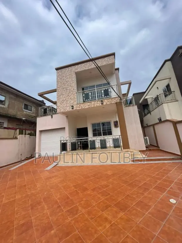 4bdrm Duplex in Dgproperties, Pokuase for rent · Photo 1