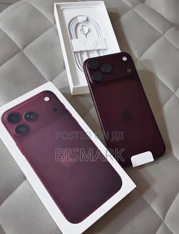 New Apple iPhone 18 Pro Max 256 GB Red · Photo 1