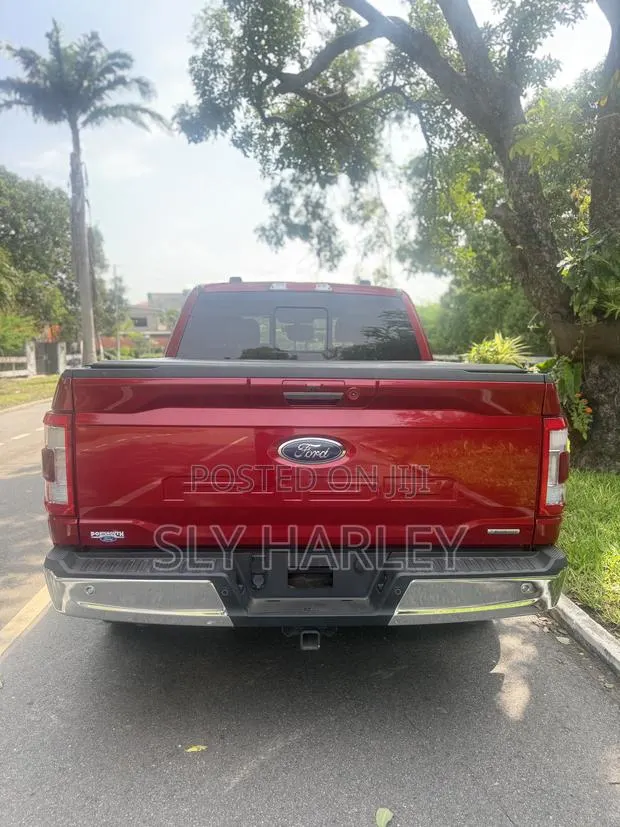 Ford F-150 LARIAT 2021 Red · Photo 8