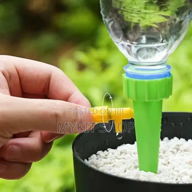 Watering Spikes · Photo 1