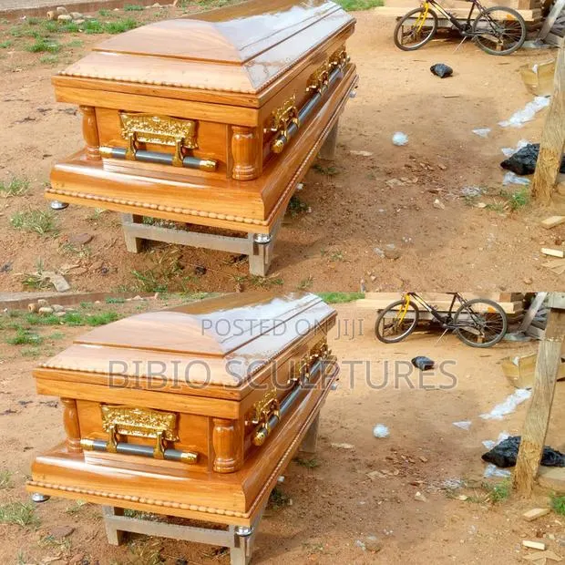Golden Serenity Casket · Photo 1
