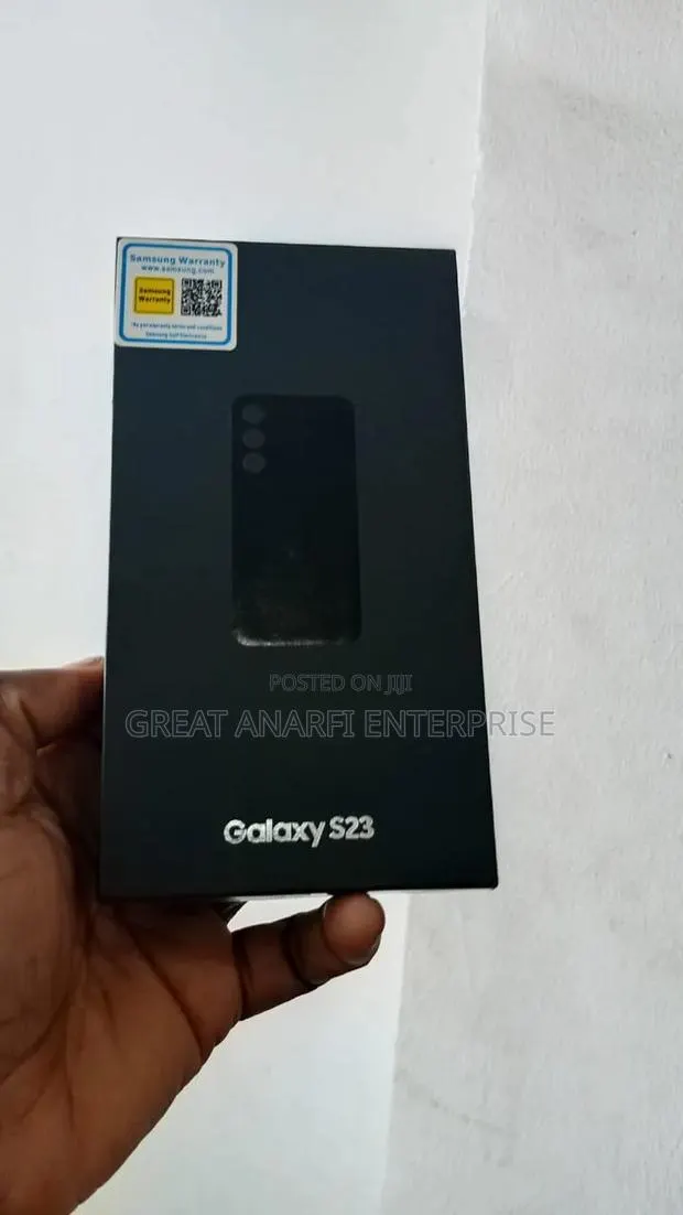New Samsung Galaxy S23 256 GB Green · Photo 1