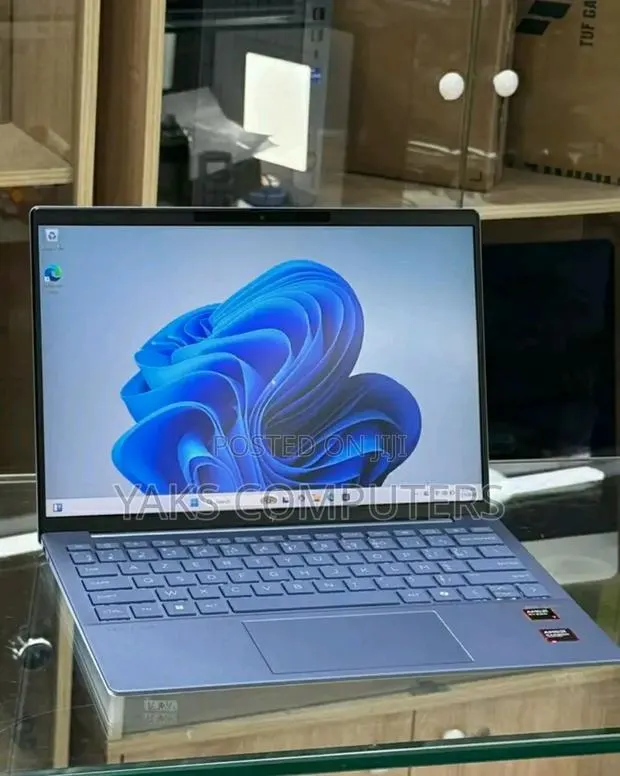 New Laptop HP Split 13t 16GB AMD Ryzen 5 SSD 512GB · Photo 1