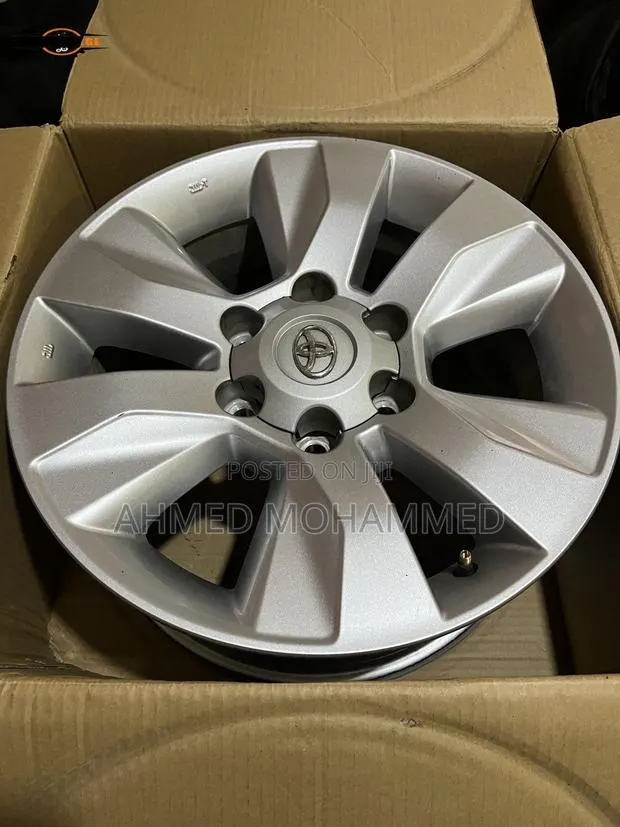 Toyota Hilux / Fortuner Rim 16 · Photo 1