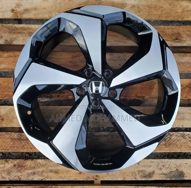 Honda Accord Touring Rim 19 · Photo 1