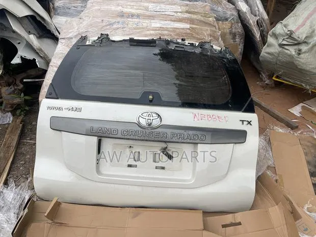 Toyota Prado 2910-2022 Tailgate \Boot Without Boot Card and Spoiler · Photo 1