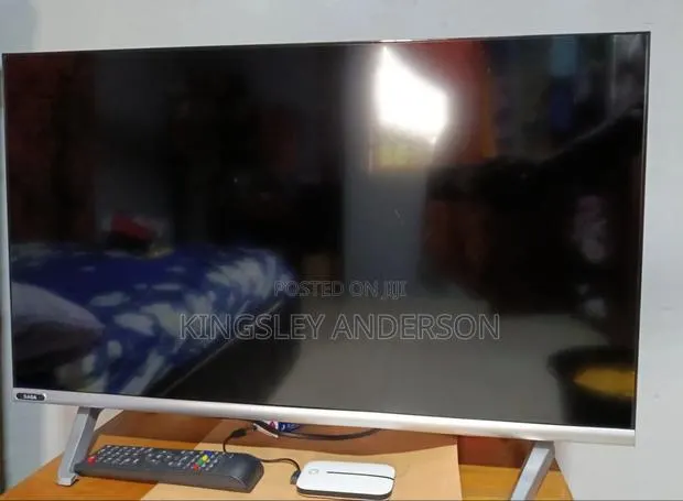 Saba 32'' Smart Android TV · Photo 1