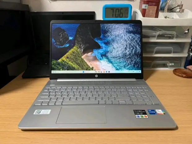 Laptop HP 15 16GB Intel SSD 512GB · Photo 1