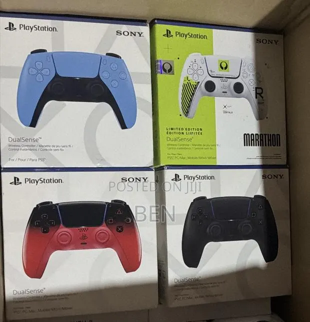 Ps5 Dualsense Controllers · Photo 1