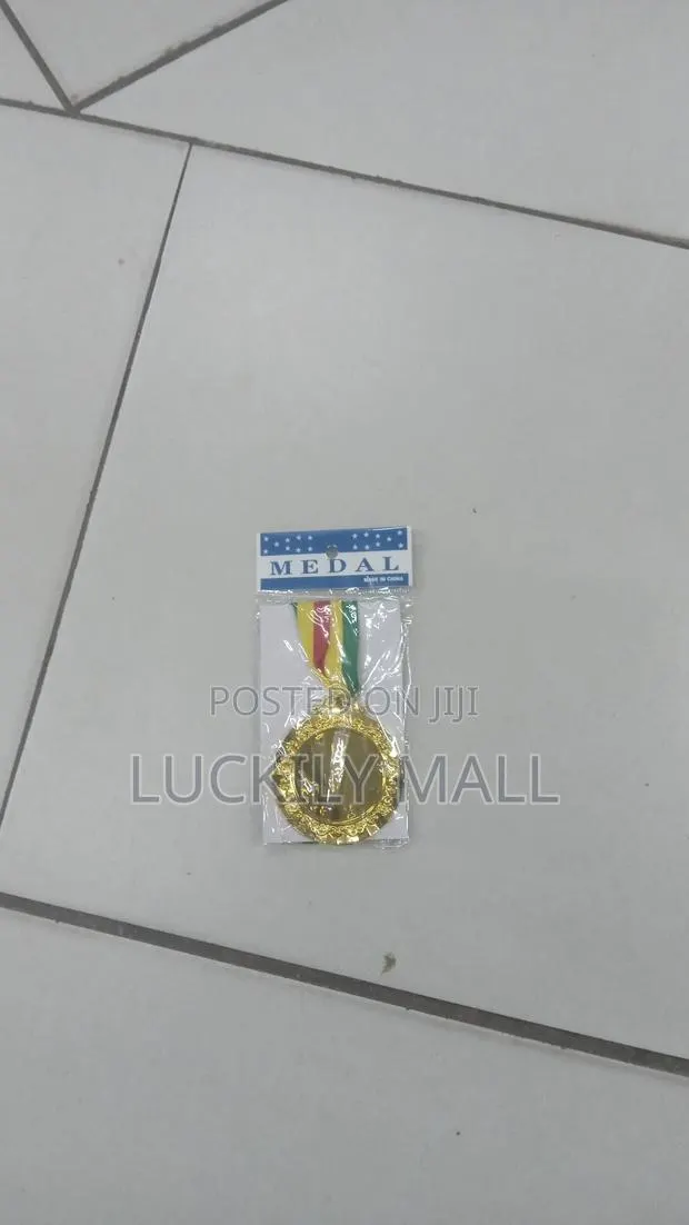 An Award Medal · Photo 1