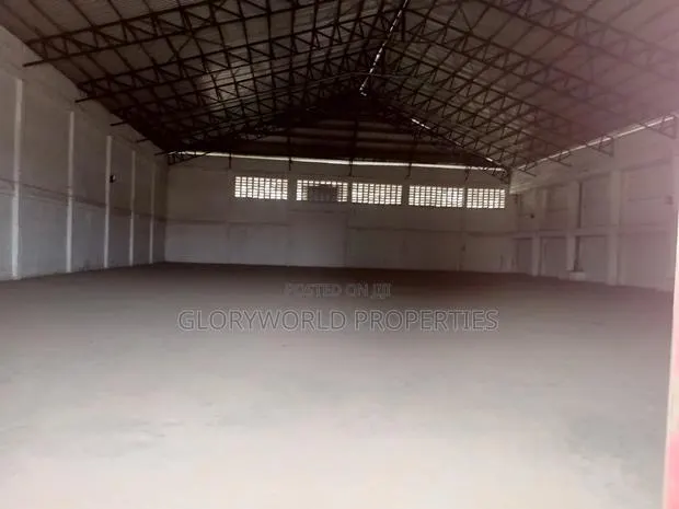 1500 Sqm. ,Warehouse for Rent at Spintex($7,500 Per Month) · Photo 1