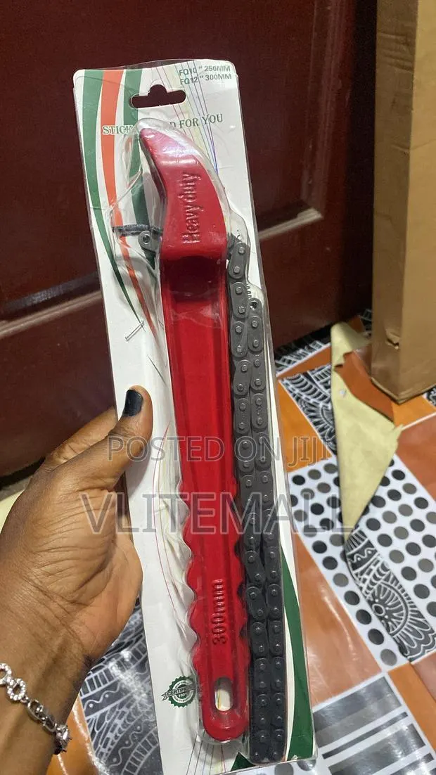 Heavy Duty Chain Wrench 300mm · Photo 1