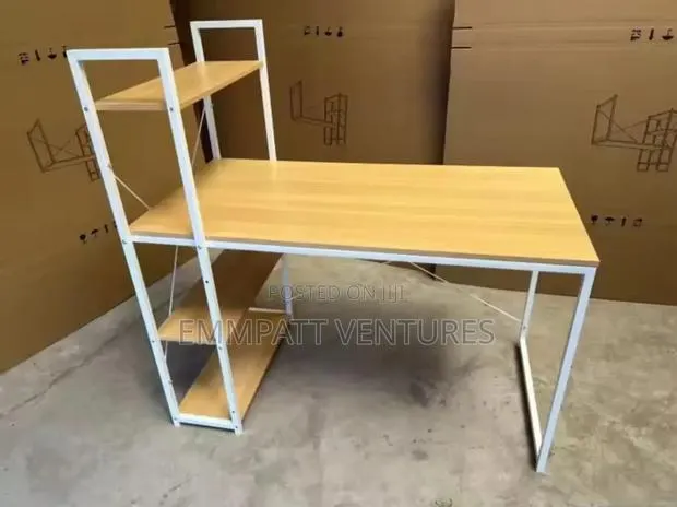 Office Table With Sections · Photo 1