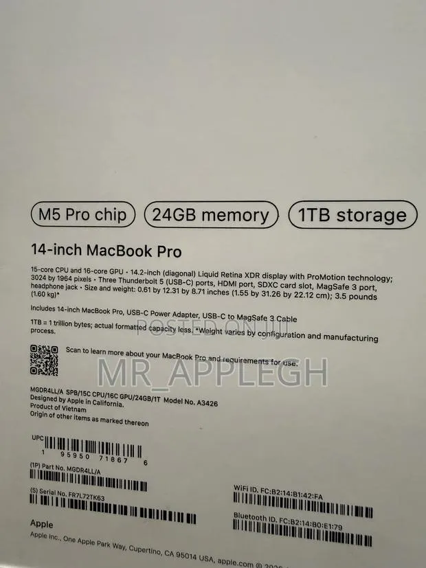 New Laptop Apple MacBook Pro 2025 M5 24GB Apple M5 Pro SSD 1T · Photo 1