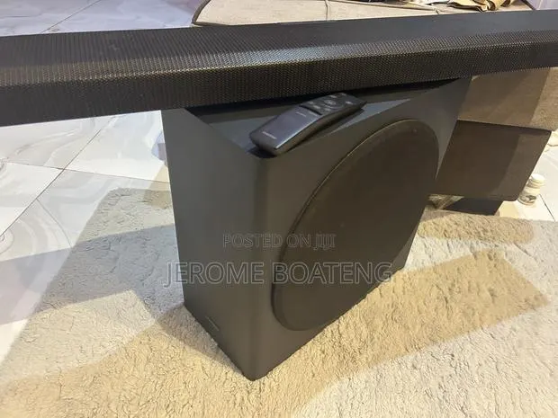 Samsung Q800T Soundbar · Photo 1