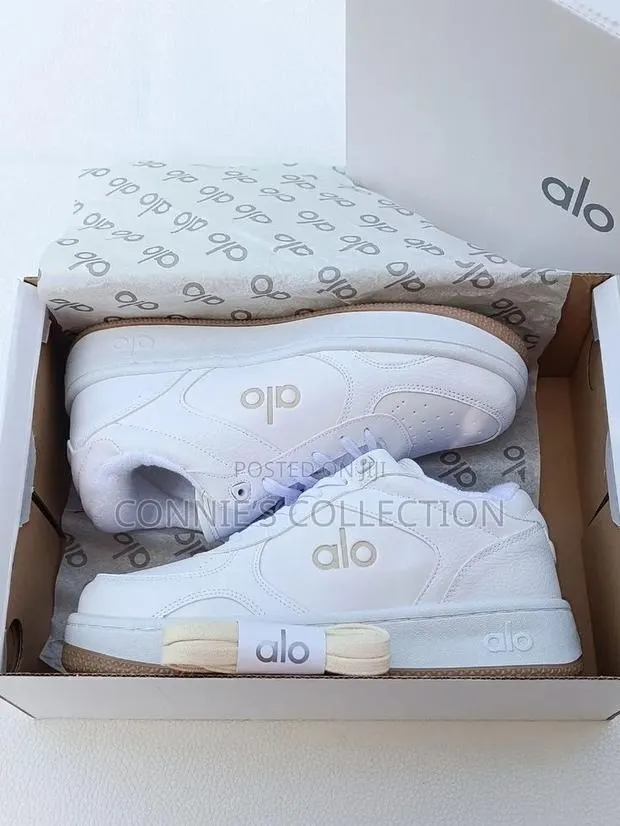 Alo Recovery Mode Sneakers · Photo 1