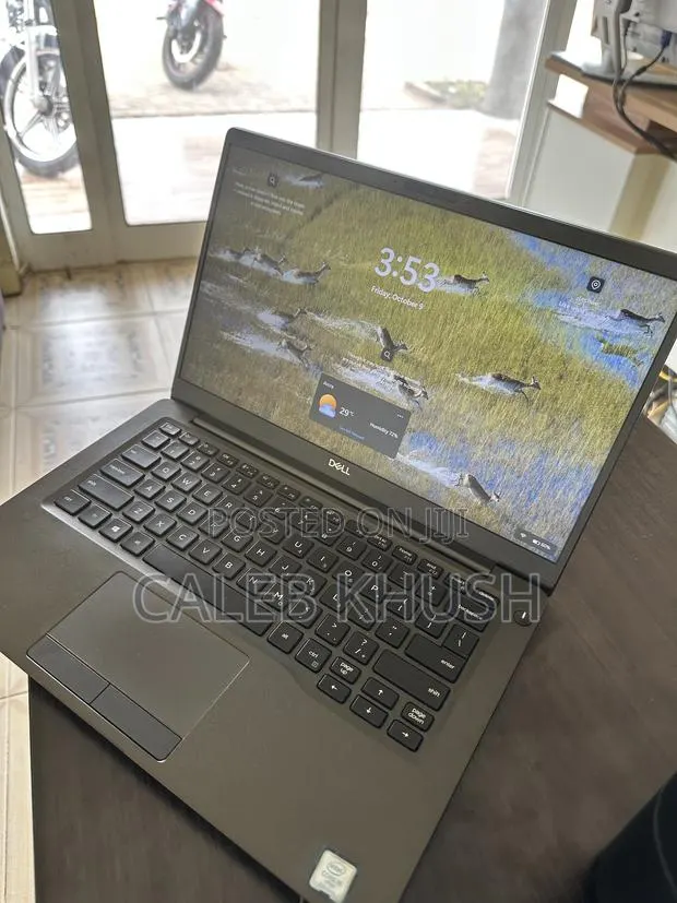 Laptop Dell Latitude 7400 8GB Intel Core i5 SSD 256GB · Photo 1