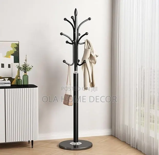 Coat Hanger · Photo 1