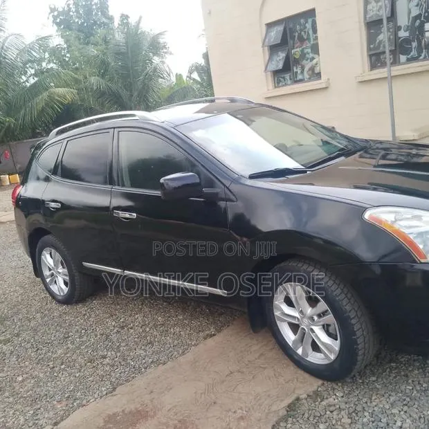 Nissan Rogue 2014 Black · Photo 1