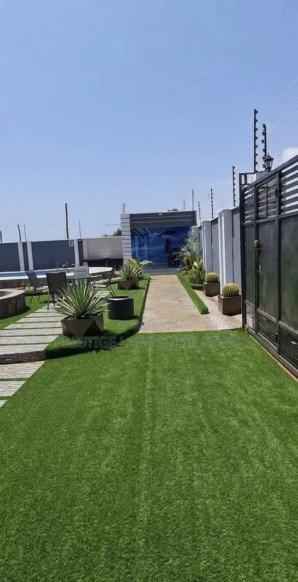 Prestige Astro Turf · Photo 1