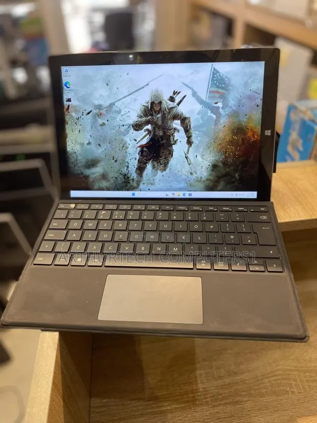 Laptop Microsoft Surface Pro 3 4GB Intel Core i5 SSD 128GB · Photo 1