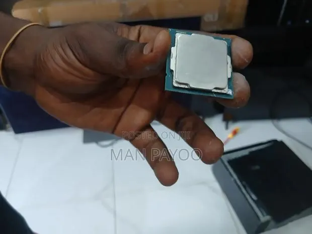 Intel Core I5 10400f · Photo 2
