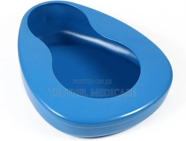 Bedside Pan - Plastic · Photo 1
