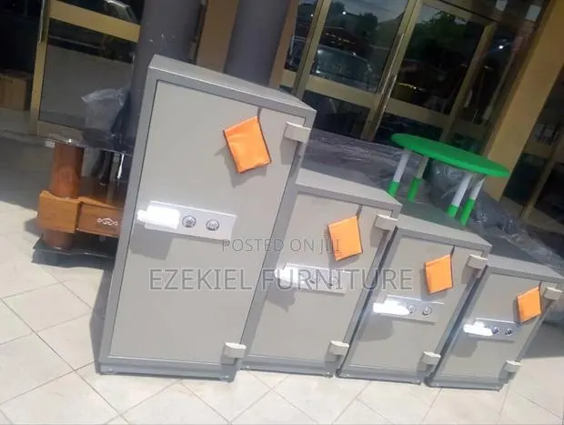 Cash Guard (Money Safe) · Photo 1