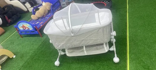 Baby Bassinet · Photo 1