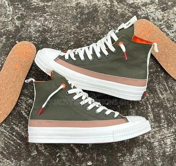 Converse Sneaker · Photo 1
