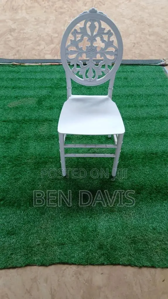 Event Chairs · Photo 1