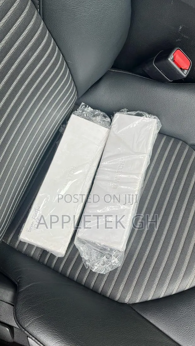 New Apple Watch Series 11 46mm · Photo 1
