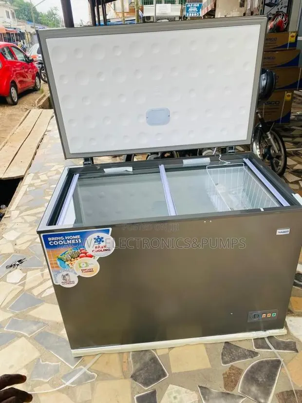 338 LTRS With Sliding Glasses Nasco Freezer · Photo 1