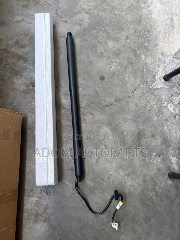 Honda CRV Electronic Boot Shock Absorber 2023 2024 2025 2026 · Photo 1