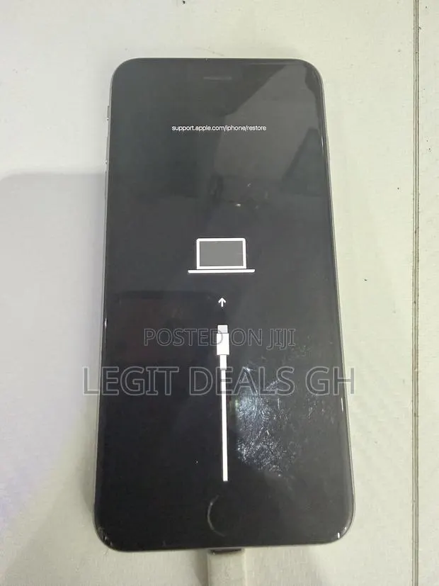 Icloud Lock And Passcode Sim Unlocking · Photo 1