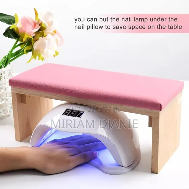 Armrest for Nails · Photo 1
