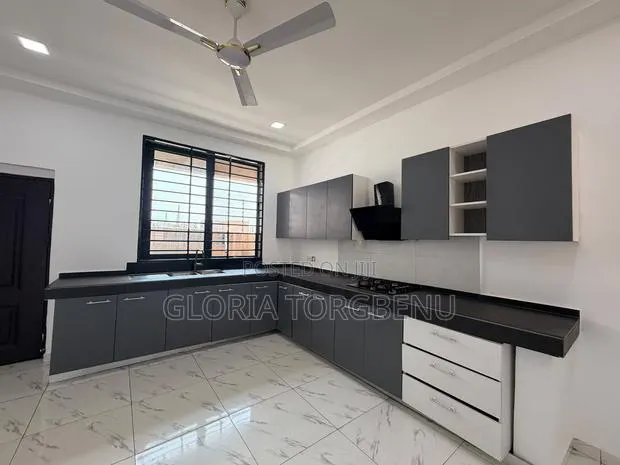 2bdrm House in Ashaley Botwe for rent · Photo 1