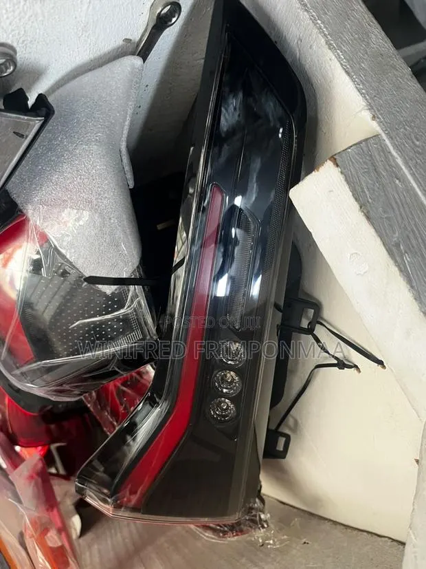 Honda HRV 2022,2023,2024 Booth Light · Photo 1