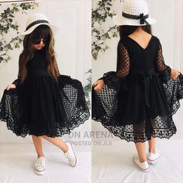 Princess Outfit/ Dress With Hat · Photo 1