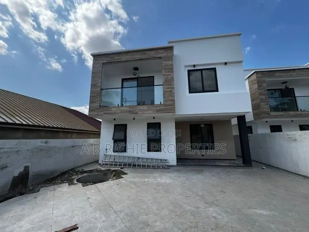 3bdrm House in Ab Richie Properties, Baatsona Total for sale · Photo 1