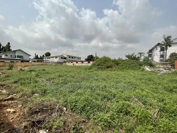 50/70 Plot for Sale in Kwabenye Balloon Gate · Photo 2