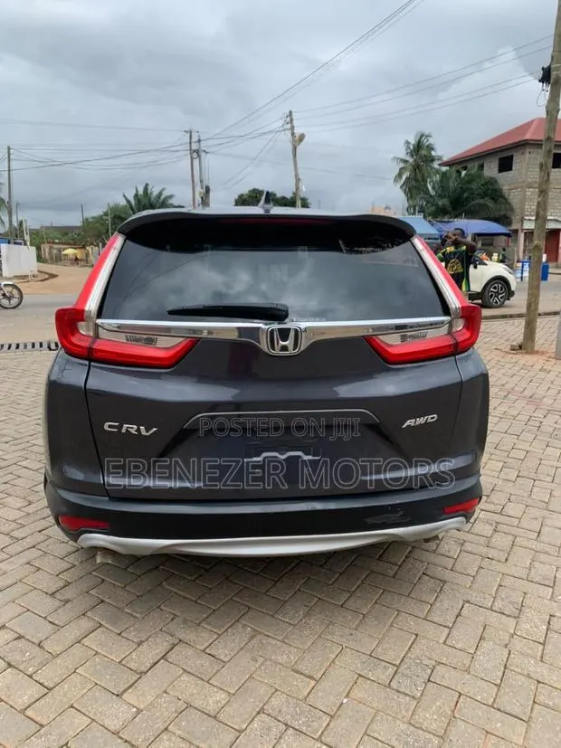 Honda CR-V 2019 Gray · Photo 1