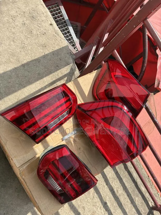 Complete Taillight (Backlight ) BMW F30 2016-2020 · Photo 1