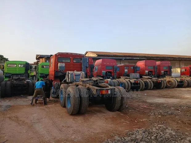 Trailer Heads · Photo 1