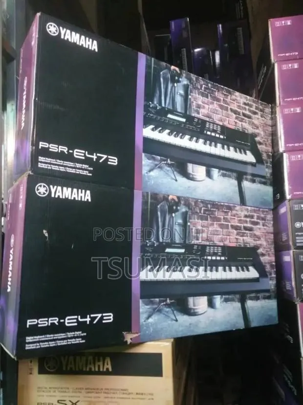 Yamaha PSR-E473 61-Key Portable Keyboard. · Photo 1